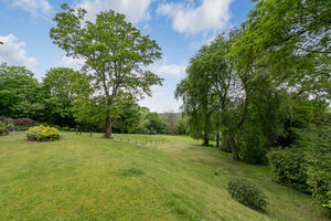 Communal Gardens- click for photo gallery
